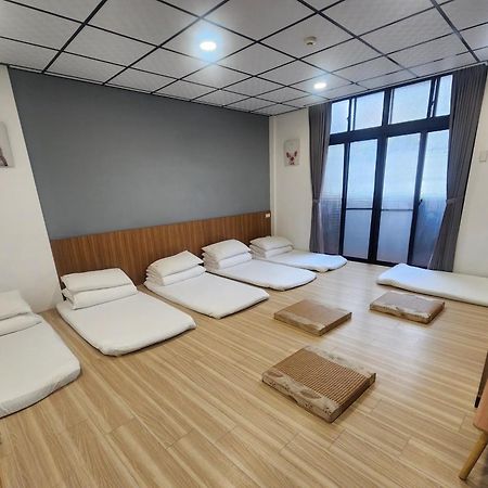 藏青民宿the Wind Guesthouse-Youth Inn Tainan Rom bilde