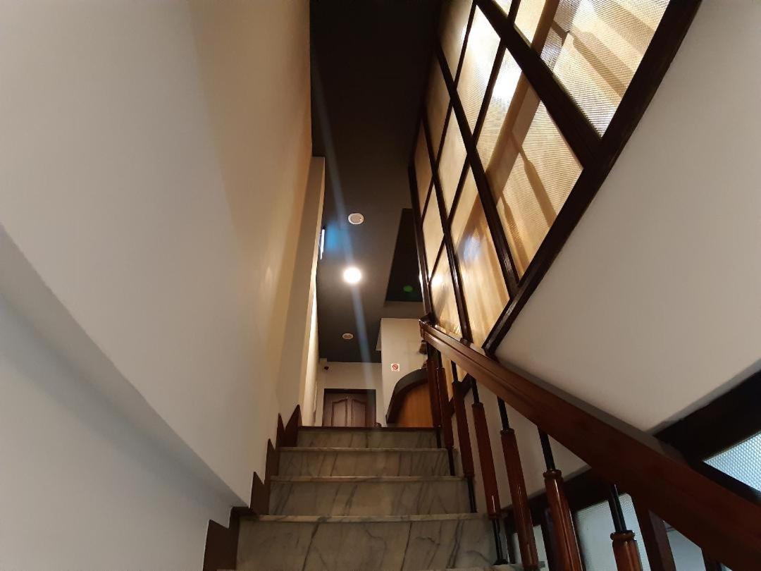 藏青民宿the Wind Guesthouse-Youth Inn Tainan Eksteriør bilde