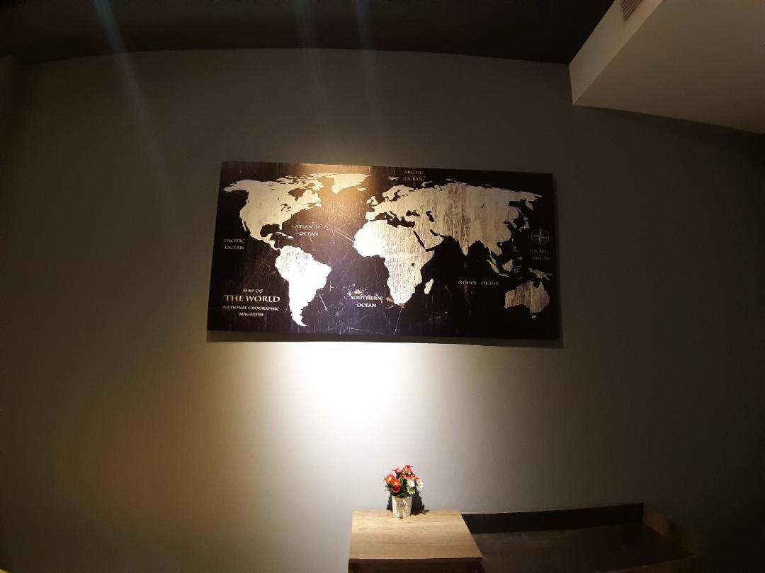藏青民宿the Wind Guesthouse-Youth Inn Tainan Eksteriør bilde