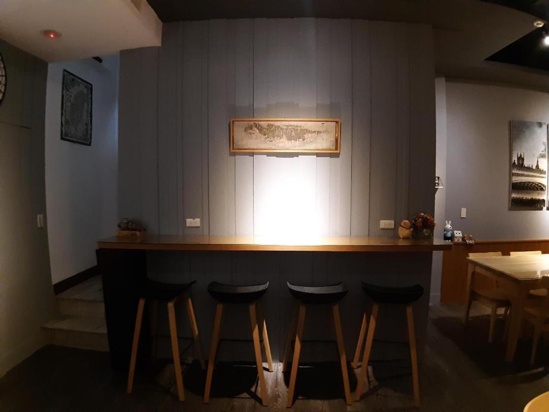 藏青民宿the Wind Guesthouse-Youth Inn Tainan Eksteriør bilde