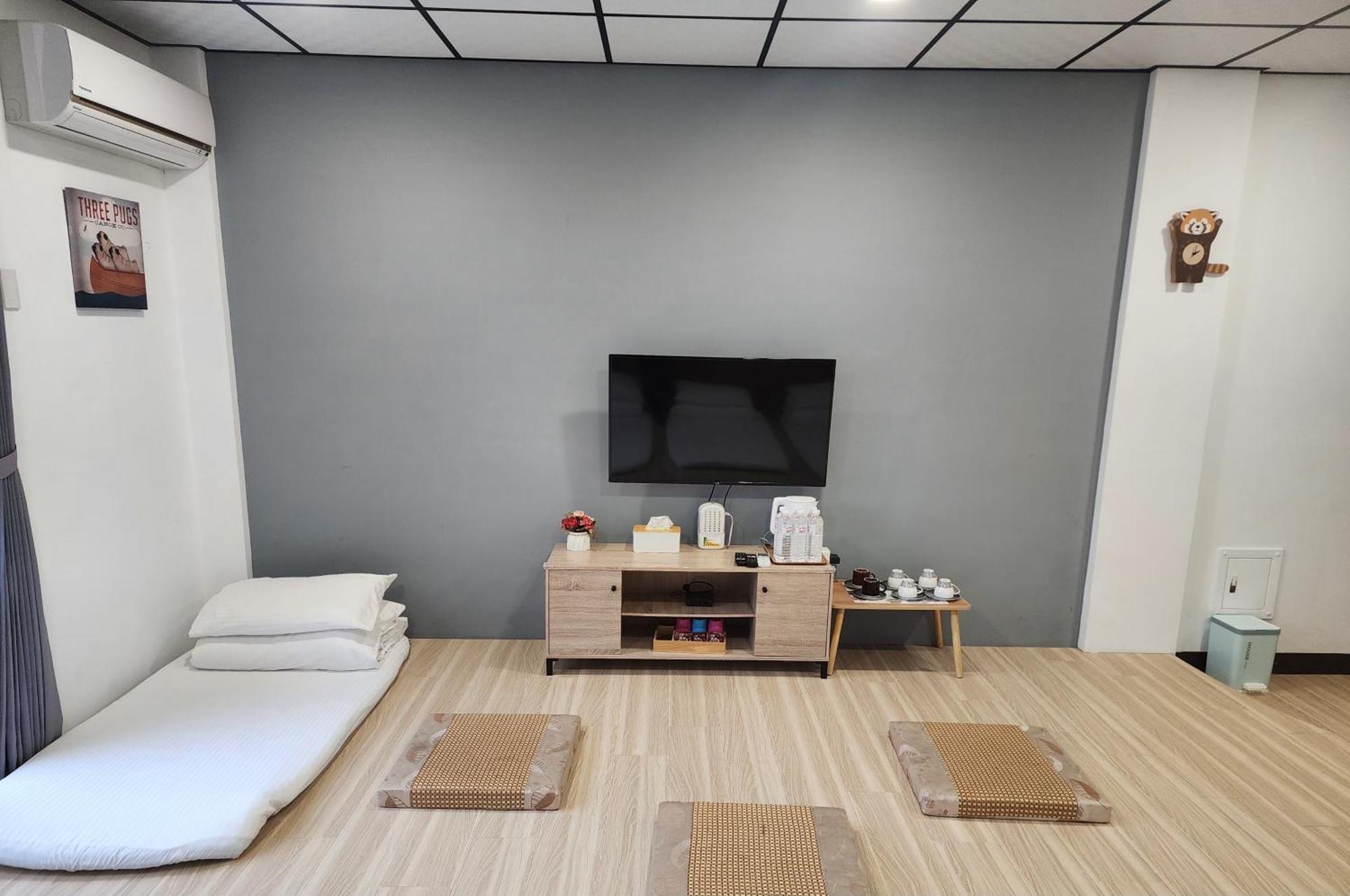 藏青民宿the Wind Guesthouse-Youth Inn Tainan Rom bilde